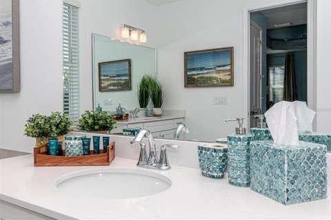 House in WELLEN PARK in Venice, Florida 4 bedrooms, 277.68 sq.m. № 1507784 - photo 25