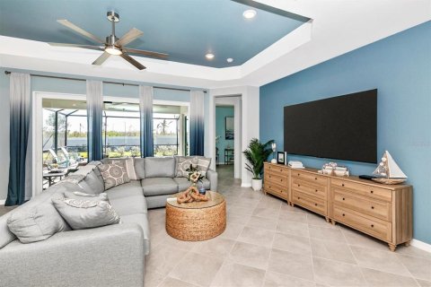 House in WELLEN PARK in Venice, Florida 4 bedrooms, 277.68 sq.m. № 1507784 - photo 12