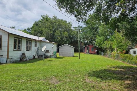 House in Frostproof, Florida 4 bedrooms, 112.23 sq.m. № 1783079 - photo 2