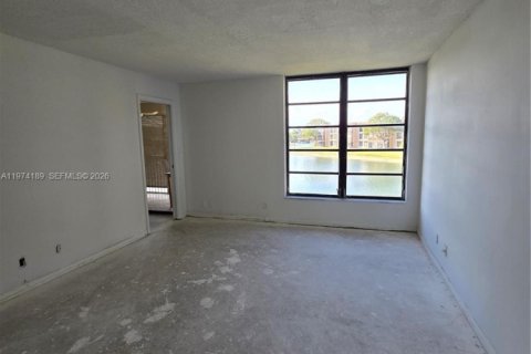 Condominio en venta en Margate, Florida, 2 dormitorios, 101.26 m2 № 2036492 - foto 5