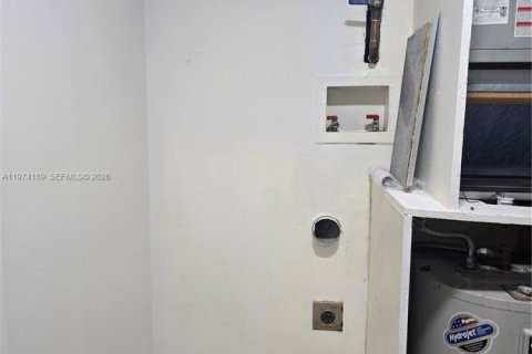 Condominio en venta en Margate, Florida, 2 dormitorios, 101.26 m2 № 2036492 - foto 11