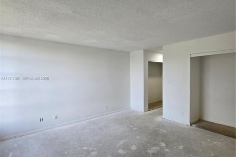 Condominio en venta en Margate, Florida, 2 dormitorios, 101.26 m2 № 2036492 - foto 4