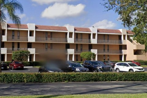 Condominio en Margate, Florida, 2 dormitorios  № 2036492