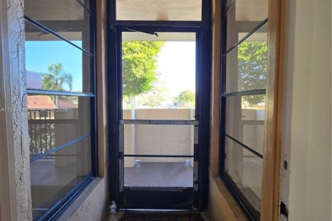 Condominio en venta en Margate, Florida, 2 dormitorios, 101.26 m2 № 2036492 - foto 18