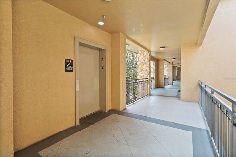 Condominio en alquiler en Davenport, Florida, 3 dormitorios, 123.19 m2 № 1913021 - foto 5