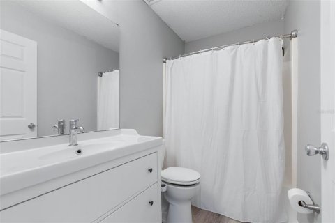 House in Palm Coast, Florida 4 bedrooms, 167.6 sq.m. № 2110381 - photo 29