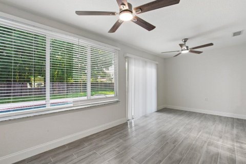 Casa en venta en Port St. Lucie, Florida, 3 dormitorios, 145.3 m2 № 2309625 - foto 11