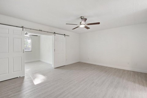 Casa en venta en Port St. Lucie, Florida, 3 dormitorios, 145.3 m2 № 2309625 - foto 14