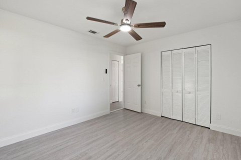 Casa en venta en Port St. Lucie, Florida, 3 dormitorios, 145.3 m2 № 2309625 - foto 20