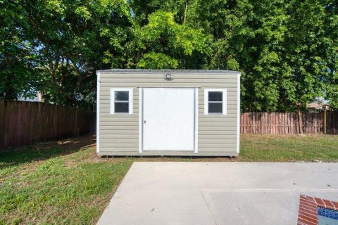 Casa en venta en Port St. Lucie, Florida, 3 dormitorios, 145.3 m2 № 2309625 - foto 26