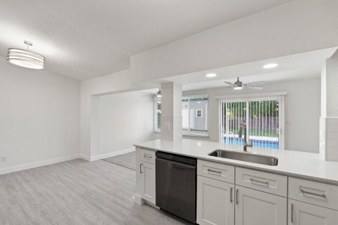 Casa en venta en Port St. Lucie, Florida, 3 dormitorios, 145.3 m2 № 2309625 - foto 7