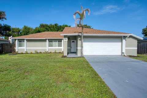 Casa en Port St. Lucie, Florida 3 dormitorios, 145.3 m2 № 2309625