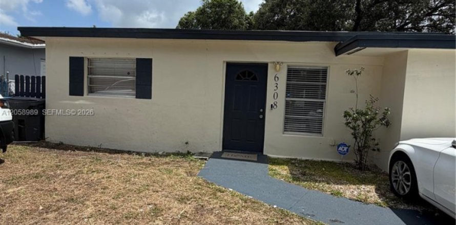 Villa ou maison à Hollywood, Floride 2 chambres, 84.91 m2 № 2169138