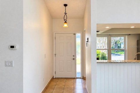 Villa ou maison à louer à Oldsmar, Floride: 3 chambres, 120.4 m2 № 2418679 - photo 3