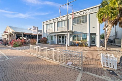 Immobilier commercial à vendre à Cape Coral, Floride № 2155911 - photo 6