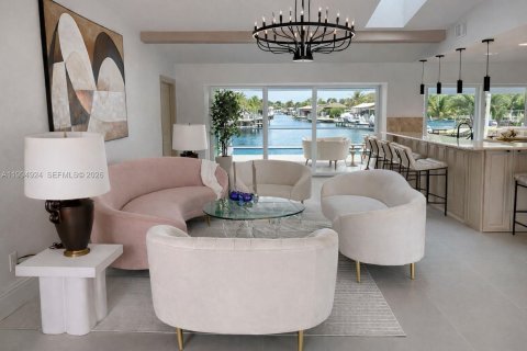 House in Cape Coral, Florida 4 bedrooms № 2059659 - photo 6