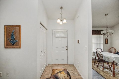 Casa en venta en Ocala, Florida, 3 dormitorios, 170.48 m2 № 2113484 - foto 2