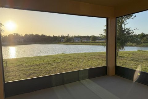 Снять в аренду виллу или дом в Тампа, Флорида 8 комнат, 277.41м2, № 1797981 - фото 17