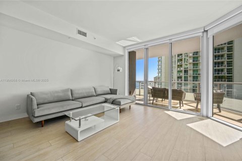 Copropriété à louer à Miami, Floride: 2 chambres, 92.62 m2 № 1965056 - photo 4