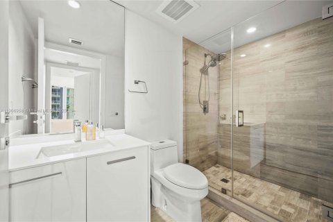 Copropriété à louer à Miami, Floride: 2 chambres, 92.62 m2 № 1965056 - photo 12