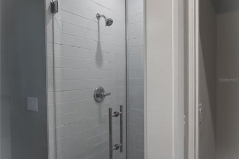 Casa en venta en Tampa, Florida, 2 dormitorios, 135.08 m2 № 1683036 - foto 9
