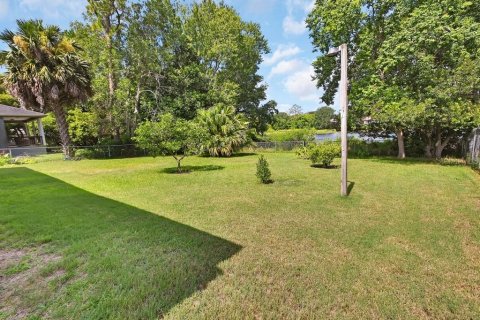House in DeBary, Florida 3 bedrooms, 148.64 sq.m. № 2238214 - photo 28
