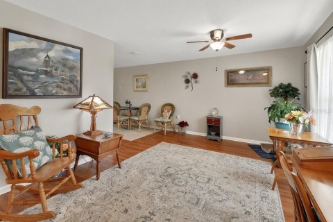 House in DeBary, Florida 3 bedrooms, 148.64 sq.m. № 2238214 - photo 7