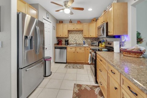 House in DeBary, Florida 3 bedrooms, 148.64 sq.m. № 2238214 - photo 3