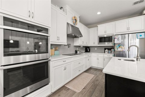 House in Oviedo, Florida 6 bedrooms, 391.12 sq.m. № 1778727 - photo 24