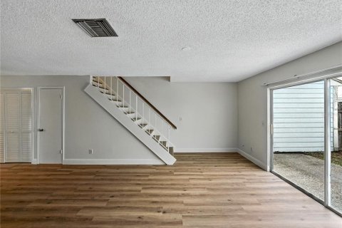 Touwnhouse à vendre à Tampa, Floride: 2 chambres, 117.15 m2 № 1909180 - photo 15
