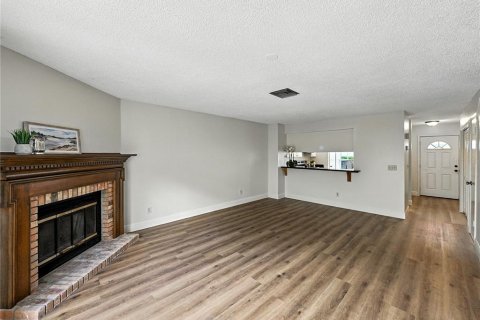 Touwnhouse à vendre à Tampa, Floride: 2 chambres, 117.15 m2 № 1909180 - photo 11