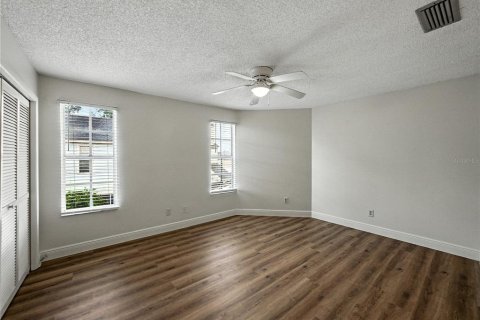 Touwnhouse à vendre à Tampa, Floride: 2 chambres, 117.15 m2 № 1909180 - photo 27