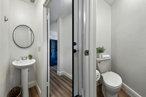 Touwnhouse à vendre à Tampa, Floride: 2 chambres, 117.15 m2 № 1909180 - photo 4