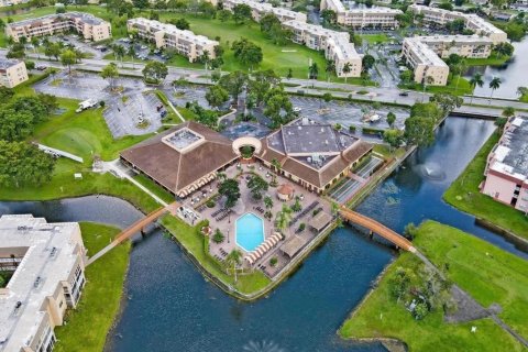 Copropriété à vendre à Sunrise, Floride: 2 chambres, 78.97 m2 № 2084431 - photo 26
