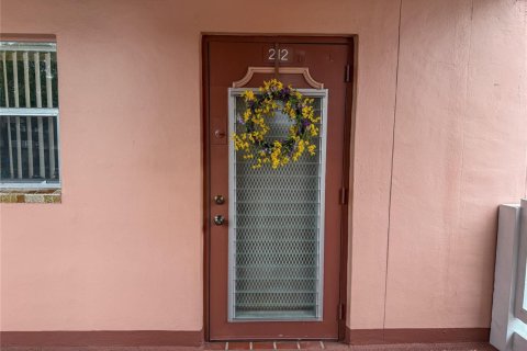 Copropriété à vendre à Sunrise, Floride: 2 chambres, 78.97 m2 № 2084431 - photo 7