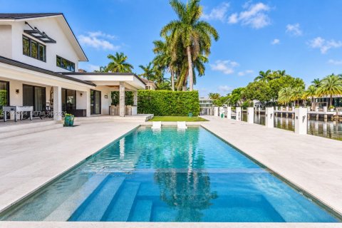 Villa ou maison à vendre à Fort Lauderdale, Floride: 6 chambres, 514.03 m2 № 2392404 - photo 30