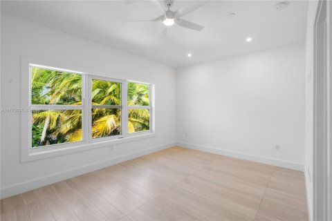 Townhouse in Islamorada, Village of Islands, Florida 3 bedrooms, 156.08 sq.m. № 1714478 - photo 28