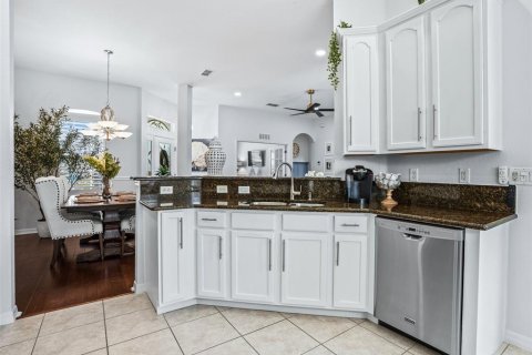 Villa ou maison à vendre à Summerfield, Floride: 3 chambres, 147.9 m2 № 2389337 - photo 11