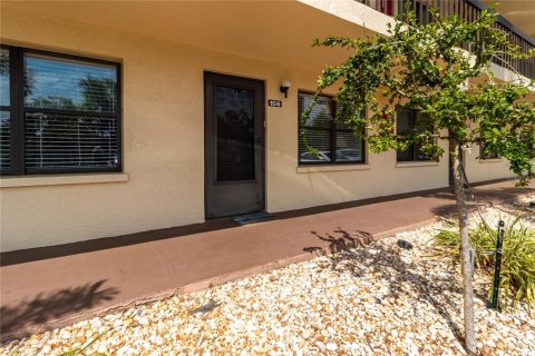 Condominio en venta en Bradenton, Florida, 2 dormitorios, 97.55 m2 № 1597474 - foto 2