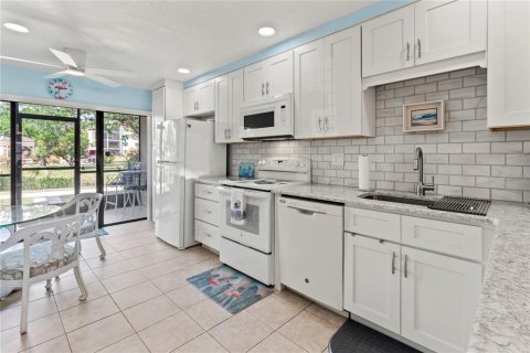 Condominio en venta en Bradenton, Florida, 2 dormitorios, 97.55 m2 № 1597474 - foto 16