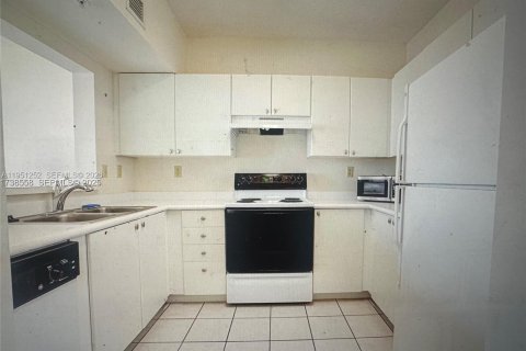 Condo in Fort Lauderdale, Florida, 1 bedroom  № 2062182 - photo 14