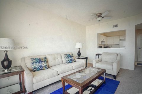 Condo in Fort Lauderdale, Florida, 1 bedroom  № 2062182 - photo 11