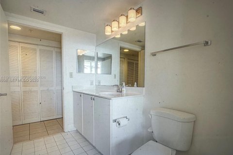 Condo in Fort Lauderdale, Florida, 1 bedroom  № 2062182 - photo 21