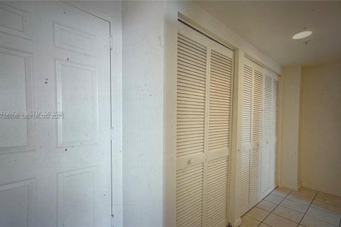 Condo in Fort Lauderdale, Florida, 1 bedroom  № 2062182 - photo 24