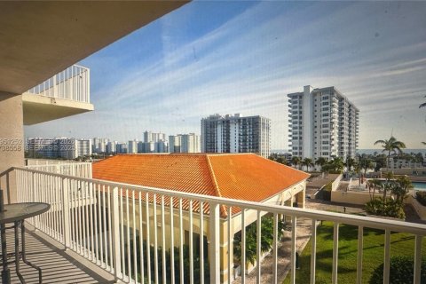 Condo in Fort Lauderdale, Florida, 1 bedroom  № 2062182 - photo 6