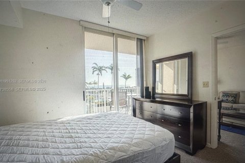 Condo in Fort Lauderdale, Florida, 1 bedroom  № 2062182 - photo 20