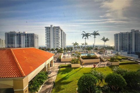 Condo in Fort Lauderdale, Florida, 1 bedroom  № 2062182 - photo 3