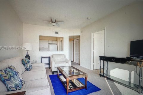Condo in Fort Lauderdale, Florida, 1 bedroom  № 2062182 - photo 9
