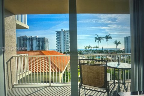 Condo in Fort Lauderdale, Florida, 1 bedroom  № 2062182 - photo 4