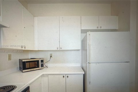 Condo in Fort Lauderdale, Florida, 1 bedroom  № 2062182 - photo 15